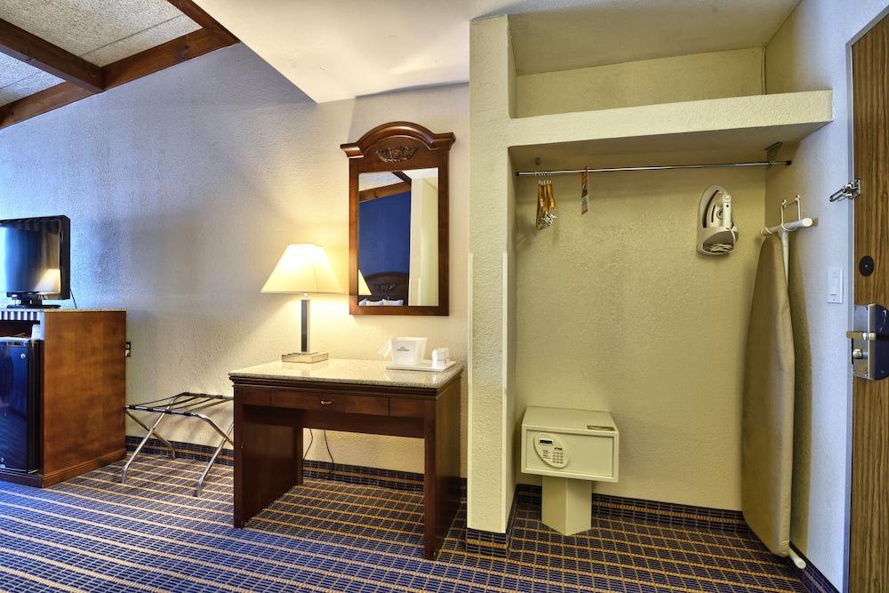Howard Johnson By Wyndham Bangor Eksteriør billede